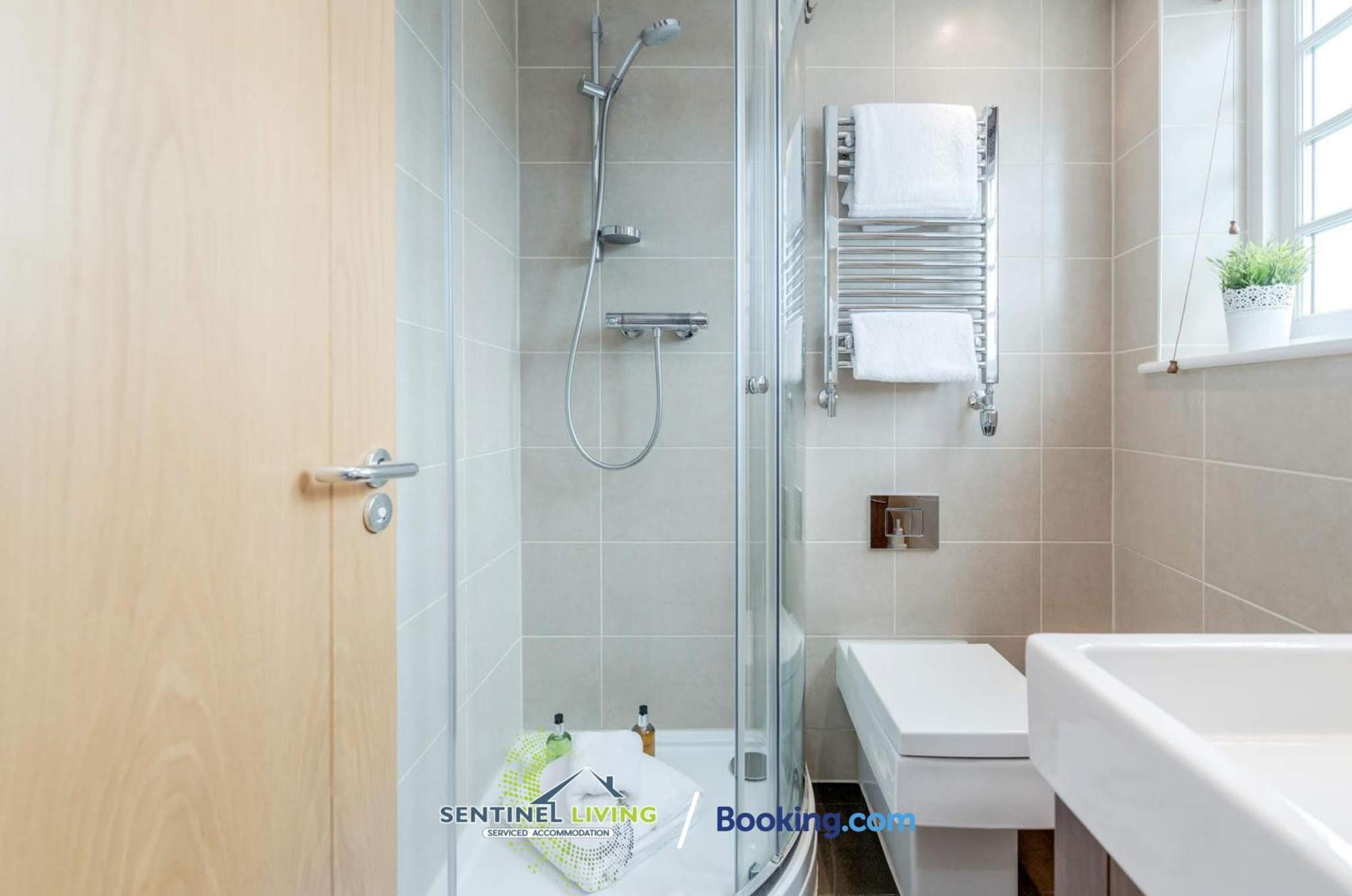 Windsor Flat 2 Bed By Sentinel Living With Free Wifi And Parking Apartment Exterior foto